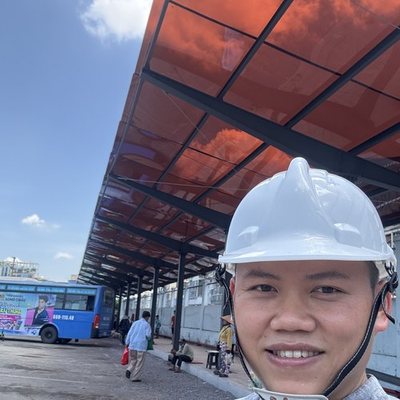 Phú Poly — Quản lý kinh doanh, Tổng kho Sơn Băng, tại công trình lắp mái che Polycarbonate